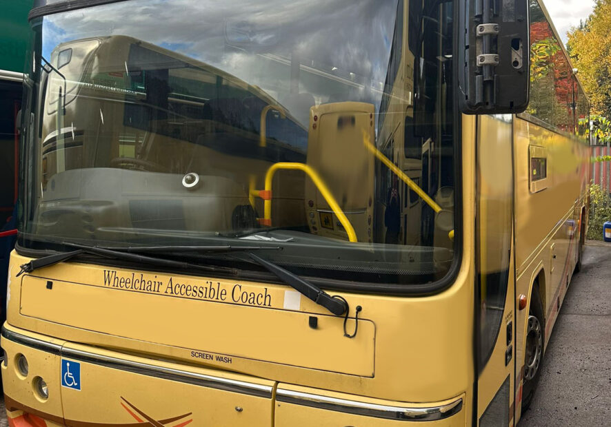 Photo of 2006 Volvo B7R Plaxton Profile