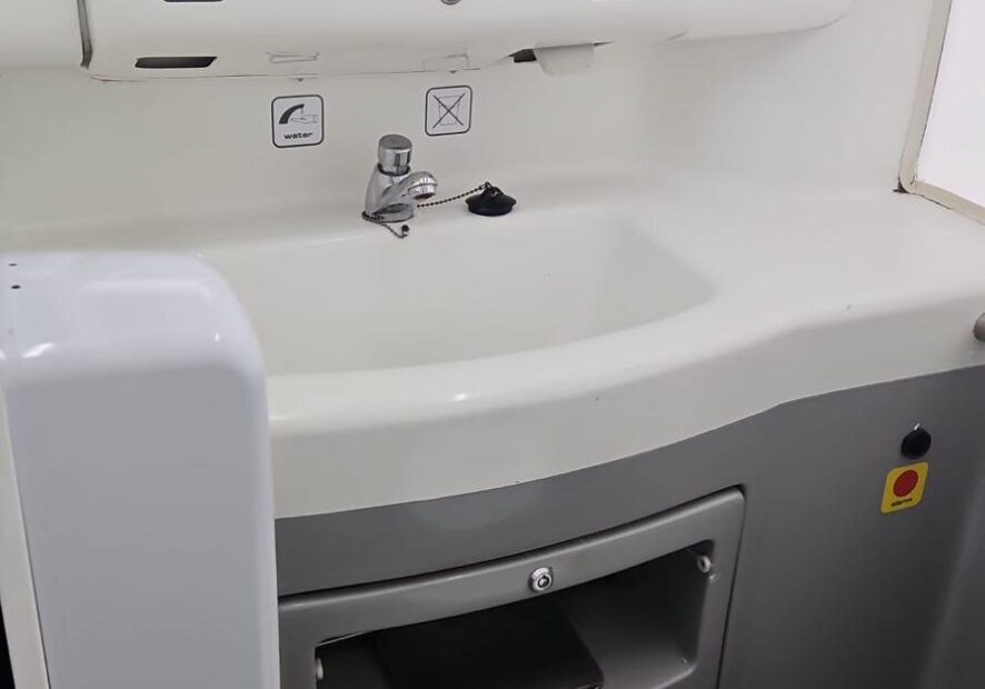 Photo of 2018 Scania K420 Caetano Levante Triaxle