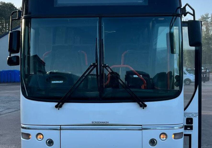 Photo of 2003 Volvo B12M Plaxton Paragon