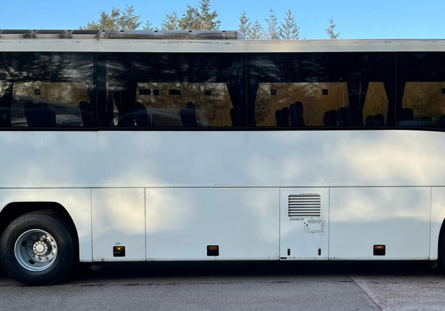 Photo of 2003 Volvo B12M Plaxton Paragon