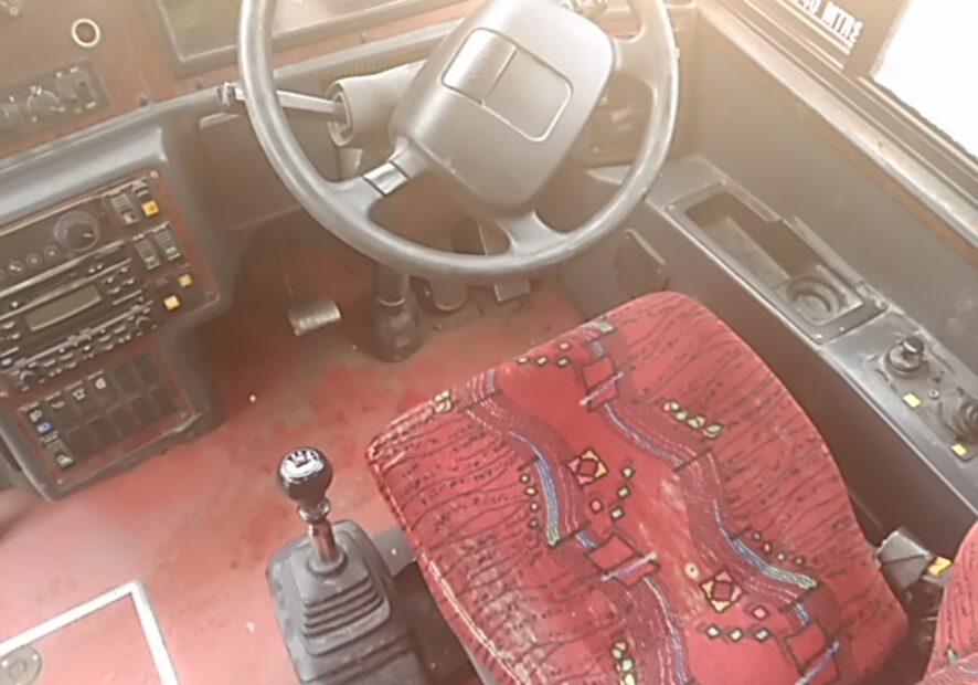 Photo of 2004 Volvo B7R Jonckheere Mistral 30