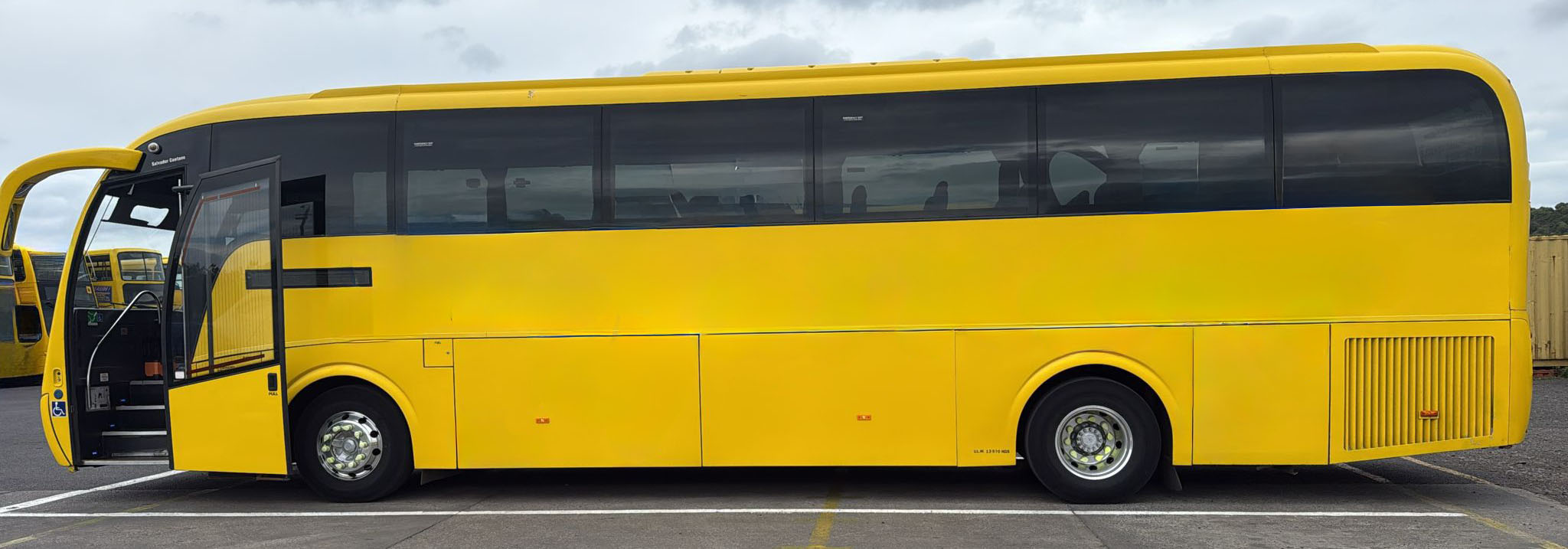 Photo of 2011 Volvo B12B Caetano Levante