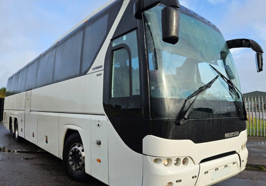Photo of 2015 Neoplan Tourliner Triaxle Euro 6