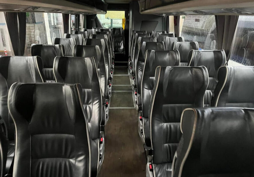 Photo of 2015 Volvo B9R Plaxton Elite