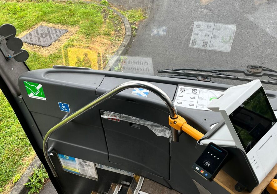 Photo of 2011 Volvo B9R Caetano Levante