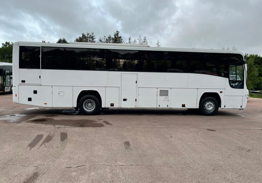 Photo of 2003 Volvo B12M Plaxton Paragon