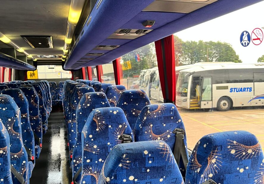 Photo of 2003 Volvo B12M Plaxton Paragon