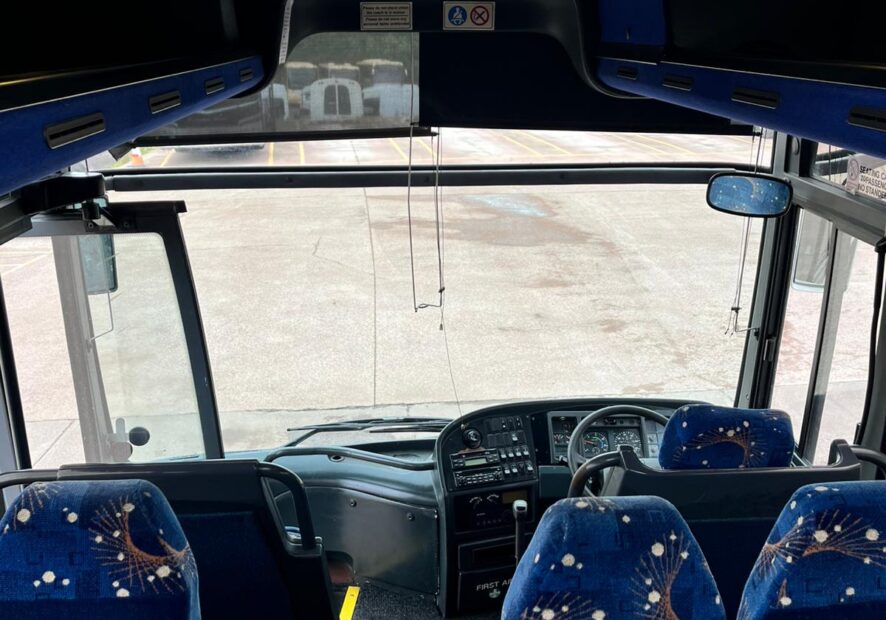 Photo of 2003 Volvo B12M Plaxton Paragon