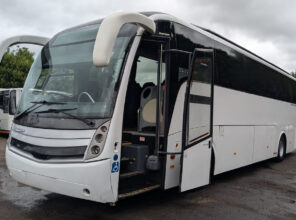 Photo of 2010 Volvo B9R Caetano Levante