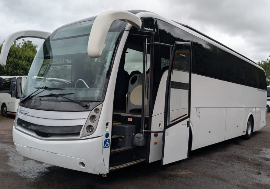 Photo of 2010 Volvo B9R Caetano Levante