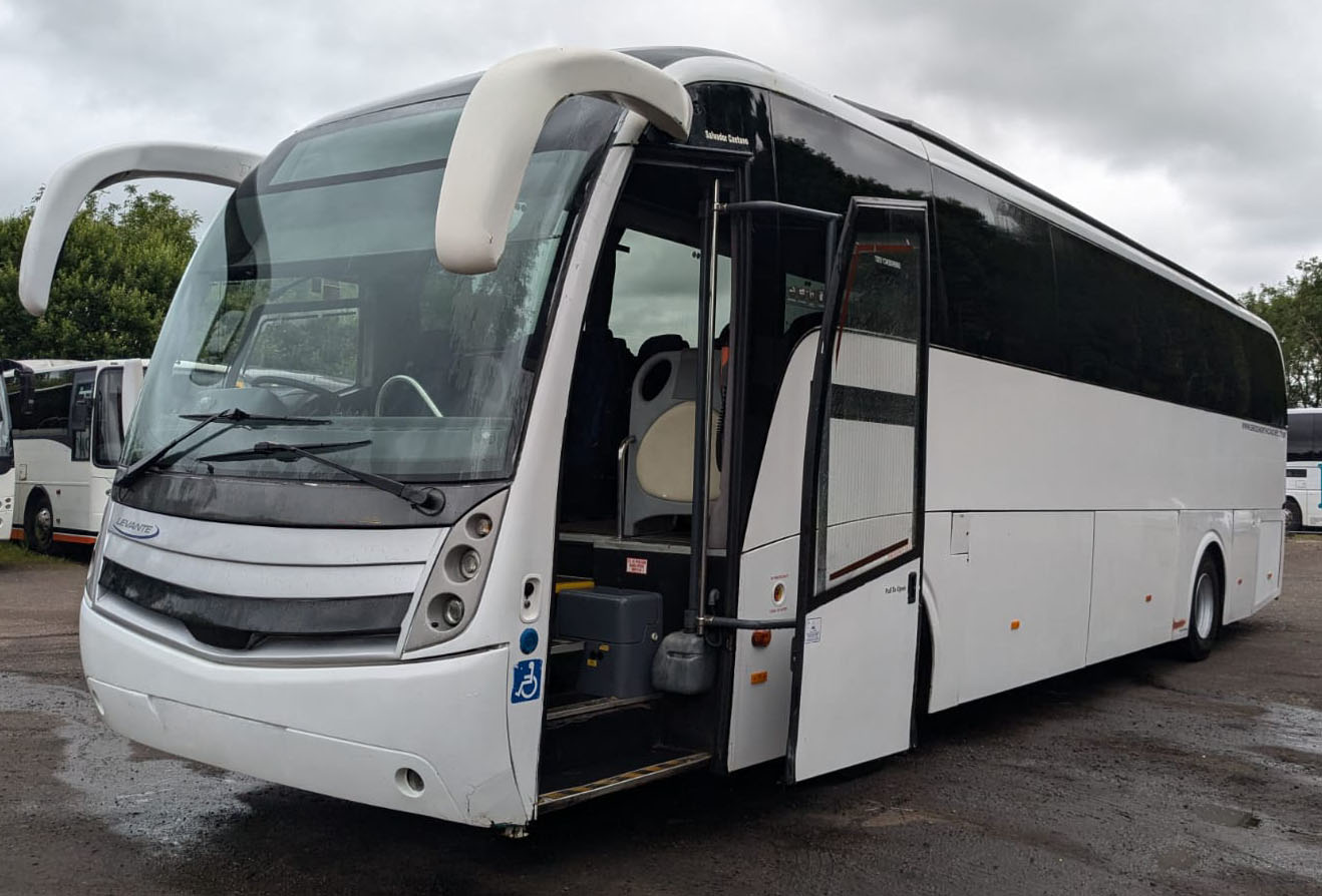 Photo of 2010 Volvo B9R Caetano Levante