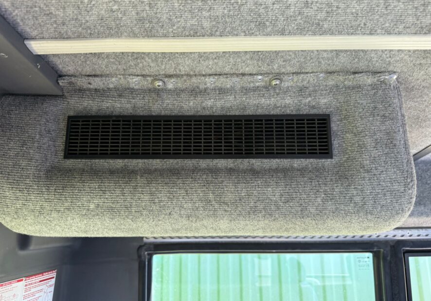 Photo of 2007 Mercedes Vario 814D Plaxton Beaver 3