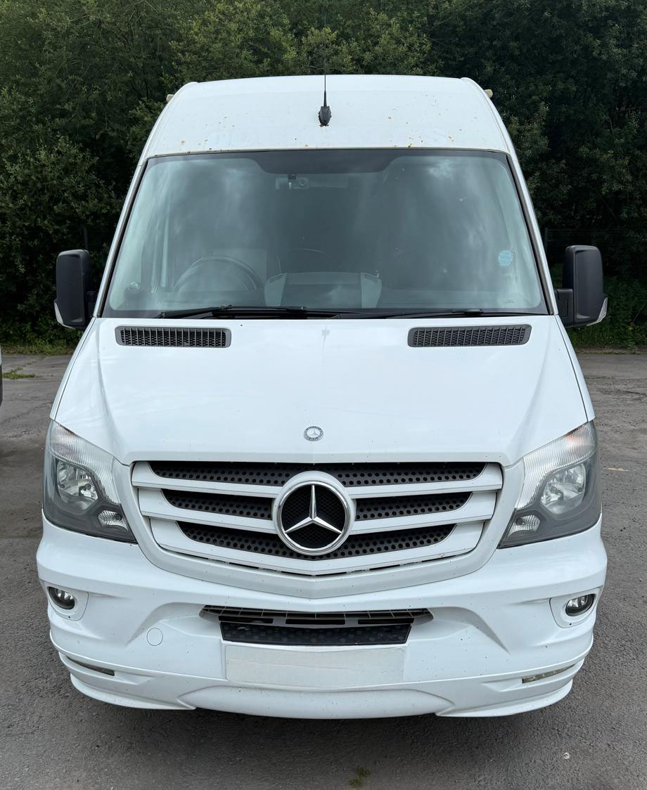 Photo of 2014 Mercedes 516 Sprinter Bluetec